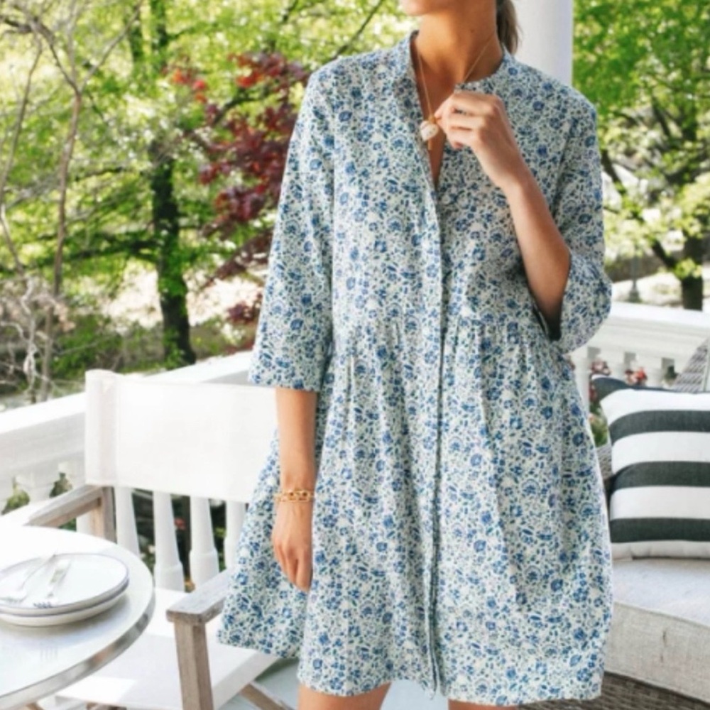 Tuckernuck Blue Floral Casual Dress